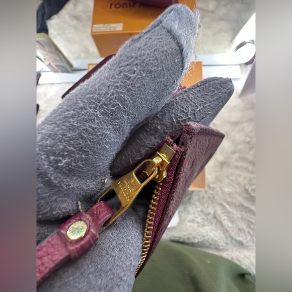 AUTHENTIC LV Empriente LONG WALLET W/ INSERT - Picture 4 of 11